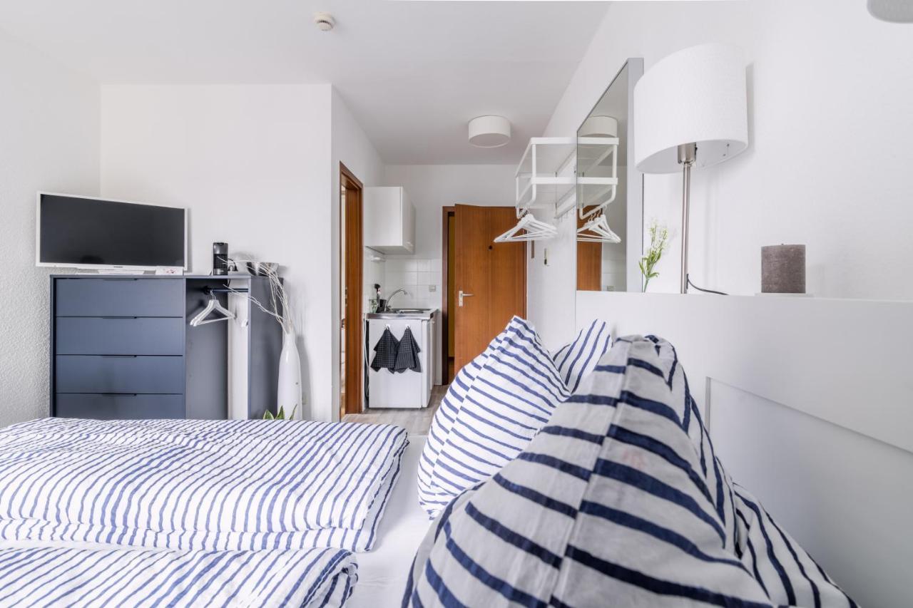 Kuschelige Ferienwohnung Mit Wlan & Privatparkplatz Kaiserslautern Exterior foto