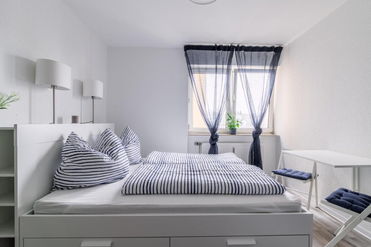 Kuschelige Ferienwohnung Mit Wlan & Privatparkplatz Kaiserslautern Exterior foto